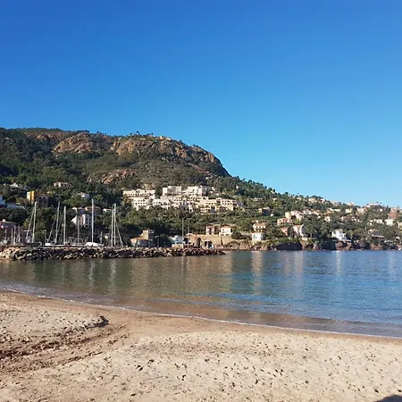 Ravissant T2 Vue Et Massif - Les Cles De L'esterel