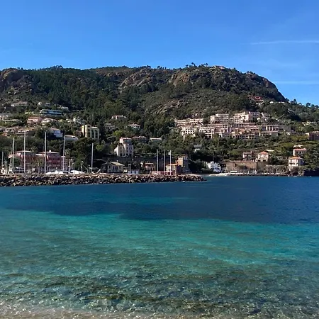 Ravissant T2 Vue Et Massif - Les Cles De L'esterel
